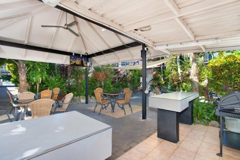 High Chaparral Hotell Cairns Eksteriør bilde